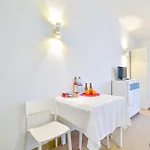 Estudio Solar A By Mtphomes Apartman