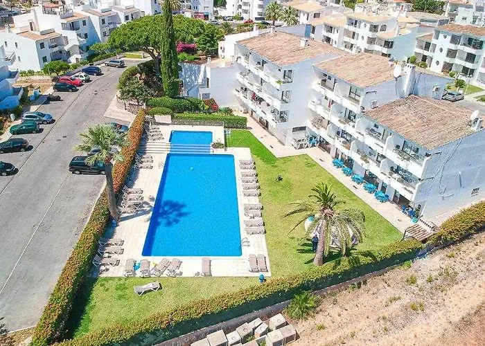 Estudio Solar A By Mtphomes